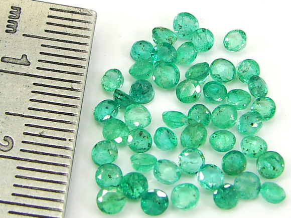 5.25 Ct Natural Green Emerald Gemstone Stone Round Cut 47 Pcs Stone Lot - 22811 - Image 2