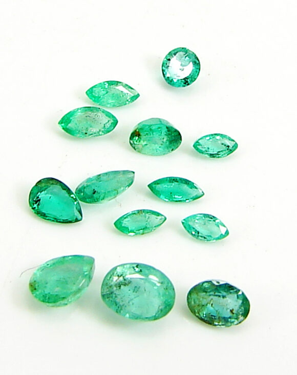 1.45 Ct Natural Green Emerald Gemstone Stone Faceted Cut 13 Pcs Stone Lot - 22829